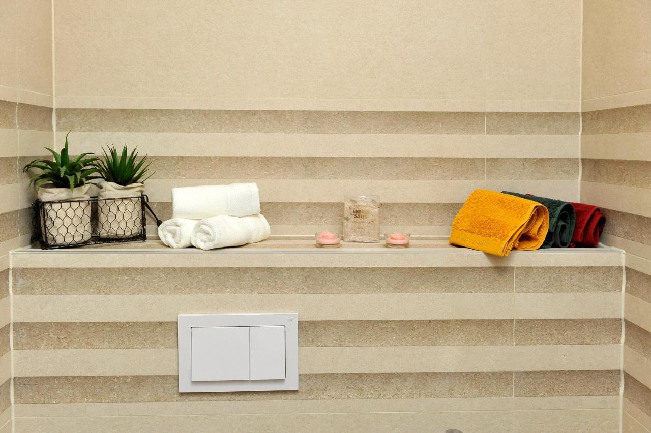 Carruba Split Apartment Exterior photo